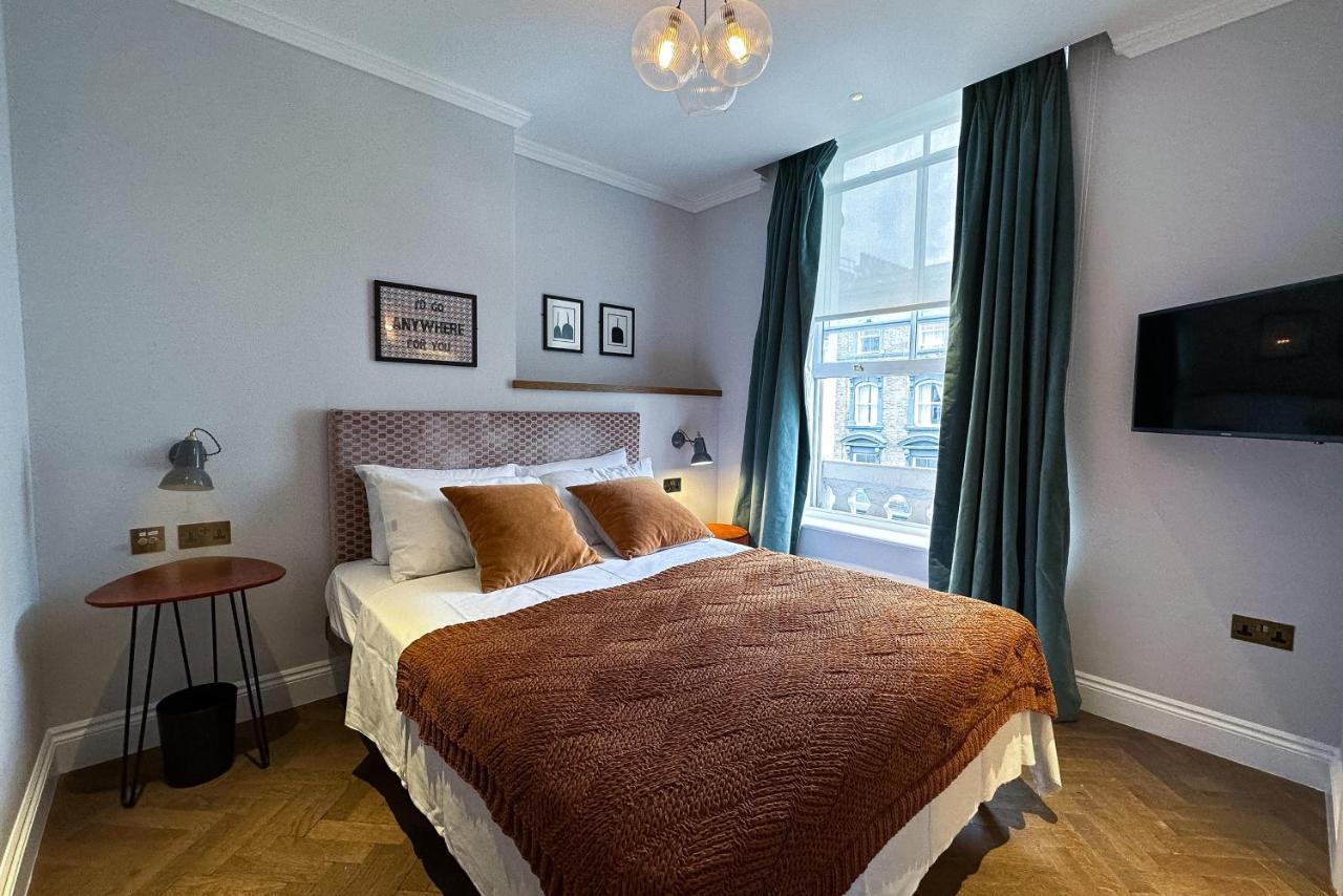 The Knight Of Nottinghill Londres Exterior foto